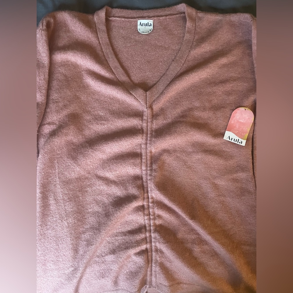 Arula (Altar’d State) NWT oversized sweater- size (A/1X), color dusty pink/mauve